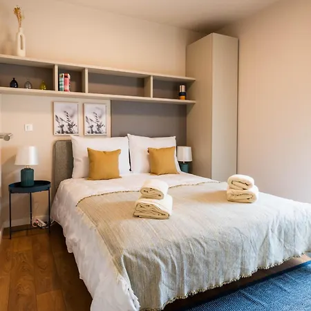 Apartamento Abrega, S Bazenom