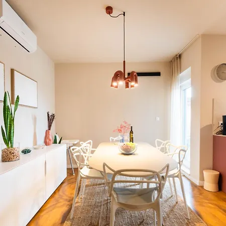 Apartamento Abrega, S Bazenom *