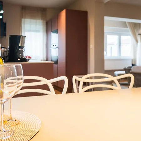 Apartment Abrega, S Bazenom
